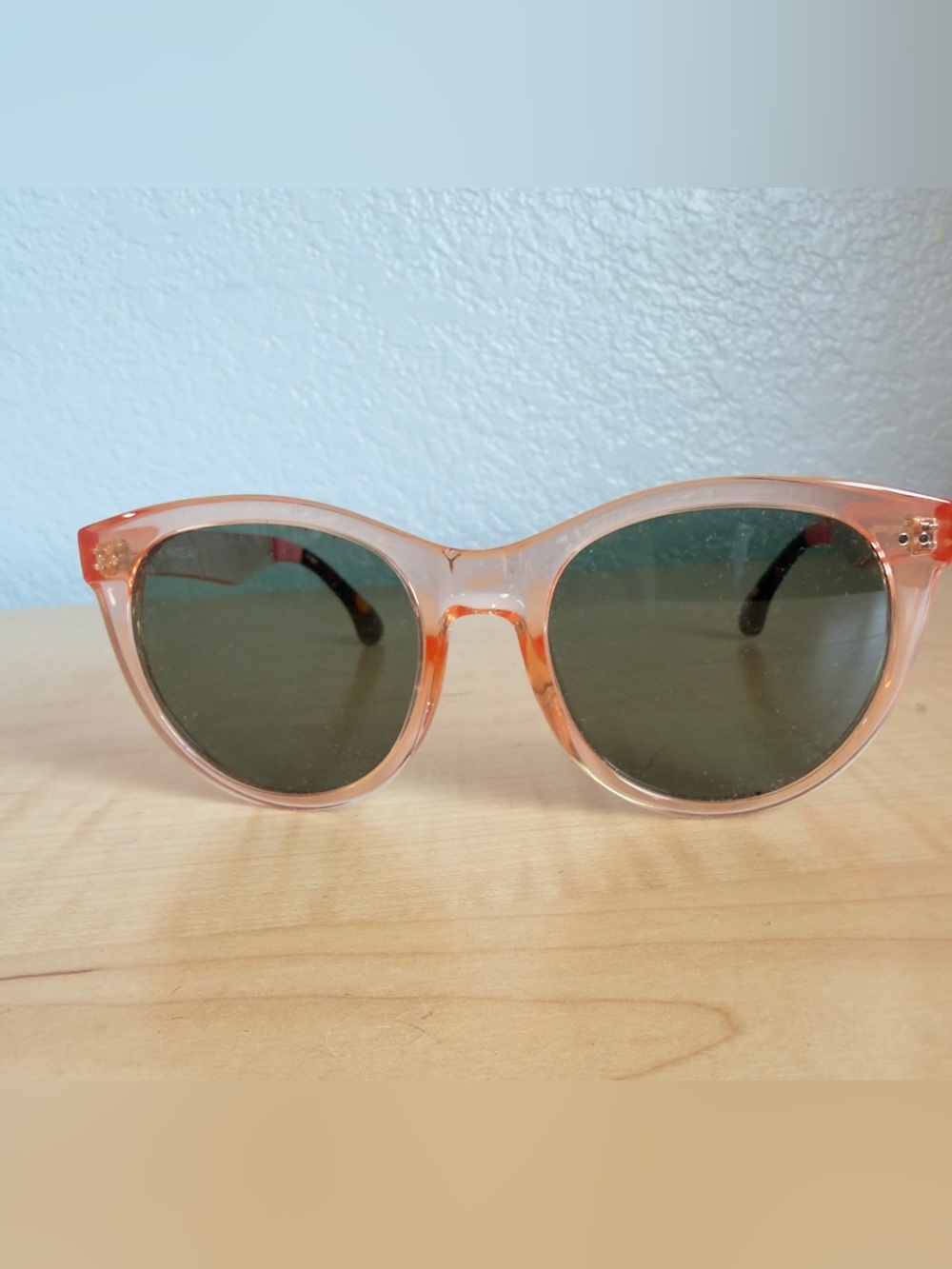 Tom’s The Margeaux Round Pink Transparent Sunglasses